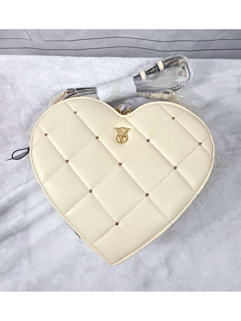 Victoria Secret Quilted Heart Crossbody Bag Detachable Adjustable Strap